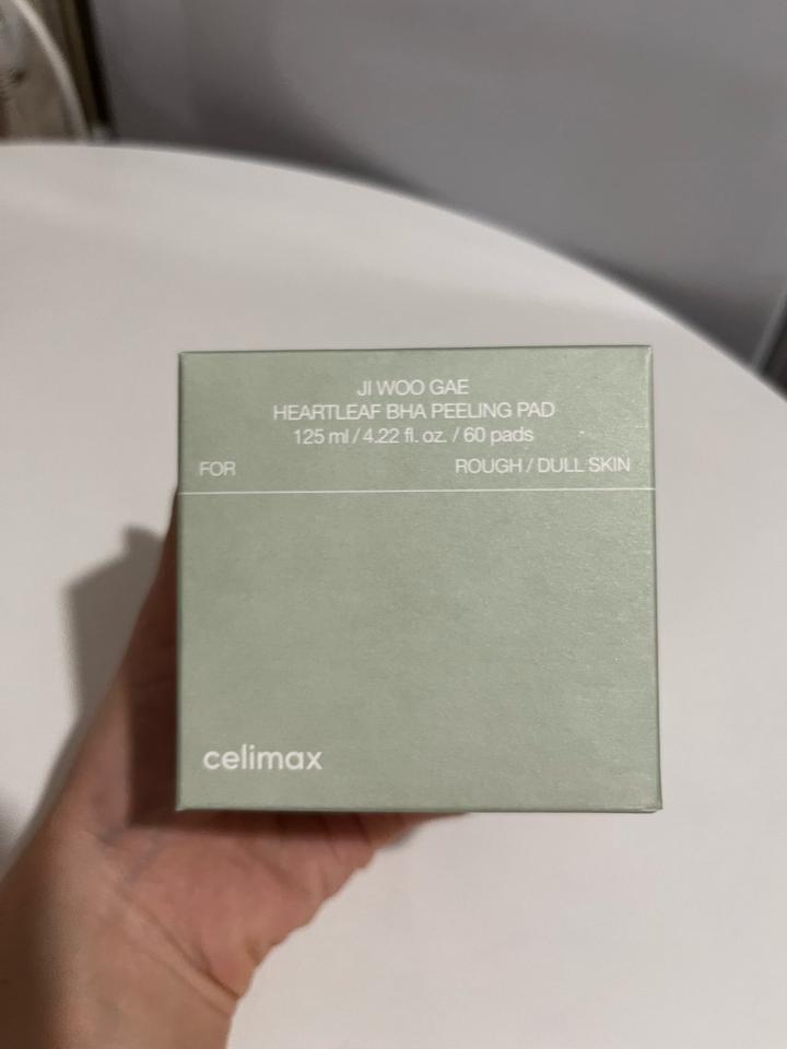 Celimax JI WOO GAE HEARTLEAF BHA PEELING PAD