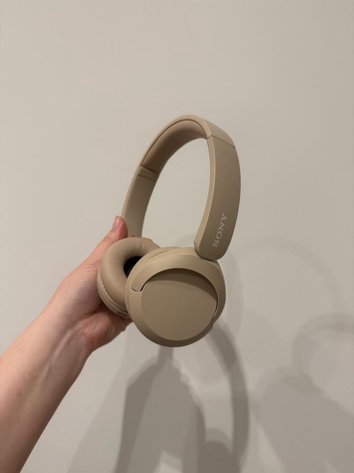 Наушники Sony