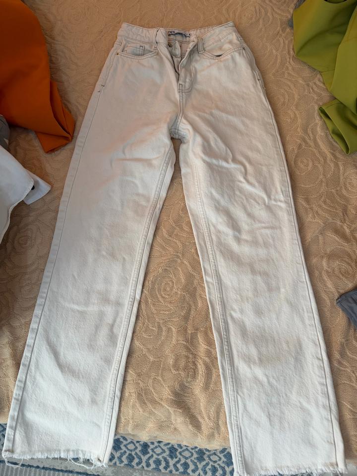 Джинсы ZARA