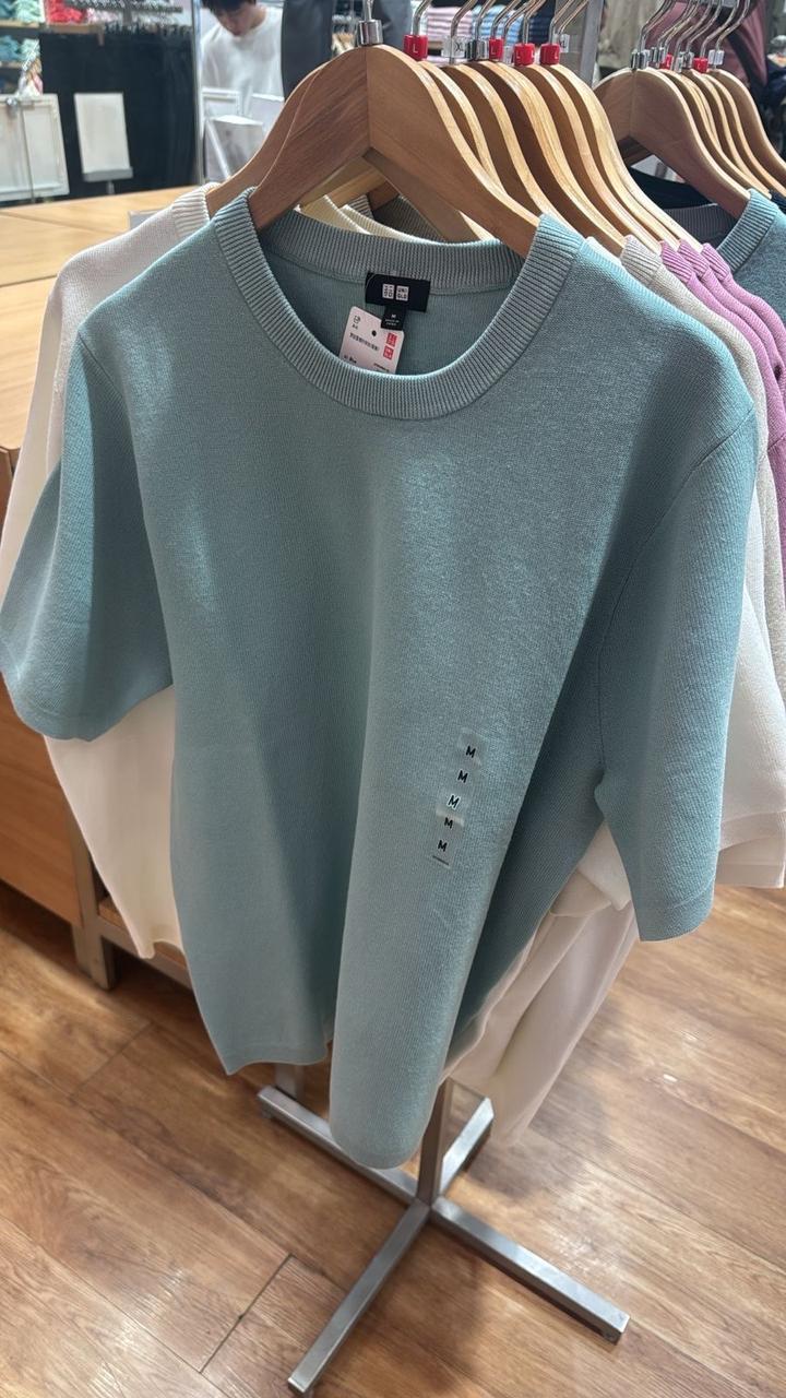 футболка Uniqlo, размер S, новая, с бирками