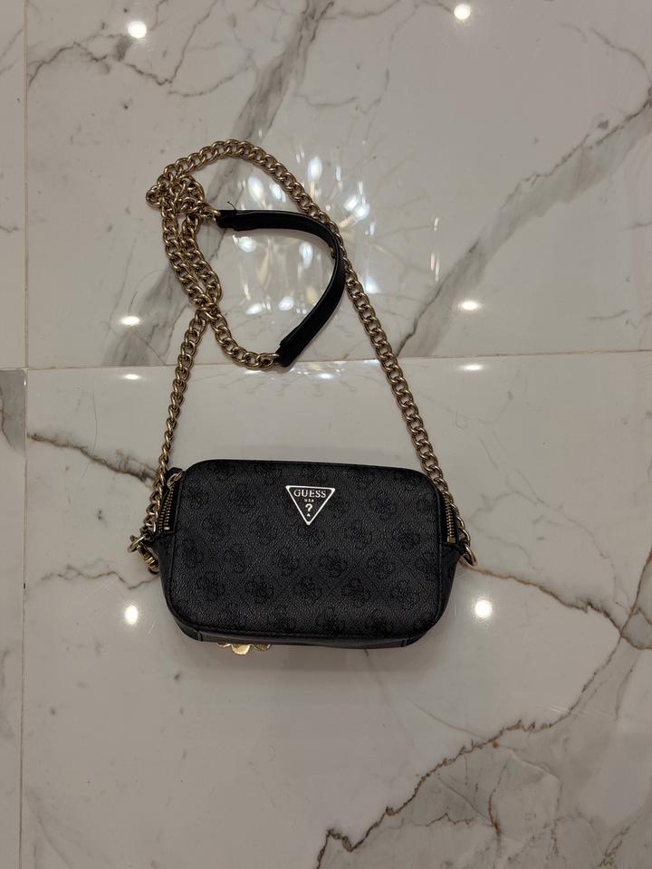 Сумка кроссбоди Guess
