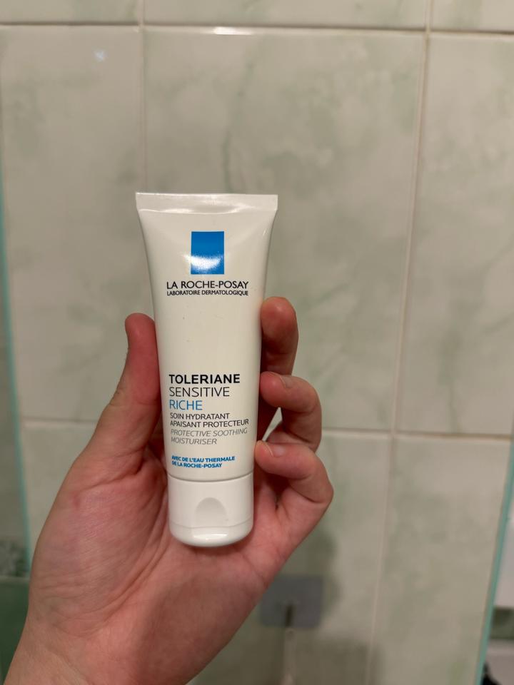 Увлажняющий крем для лица La Roche-Posay Toleriane Sensitive Riche