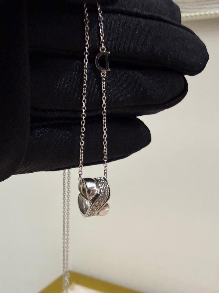 Колье  Damiani Baci