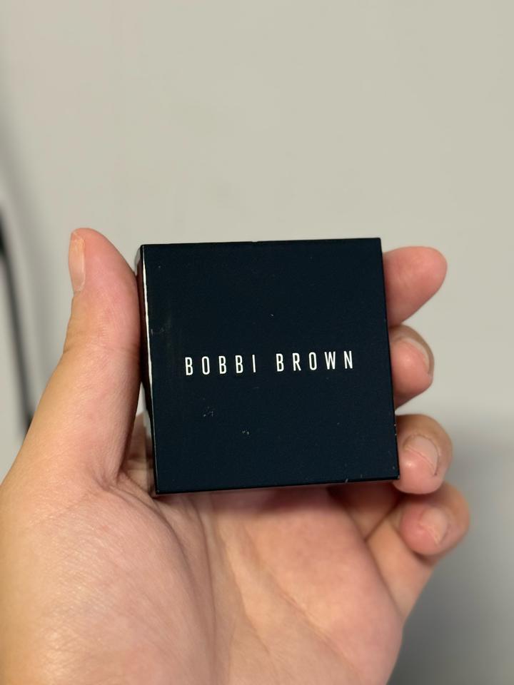 Bobbi Brown