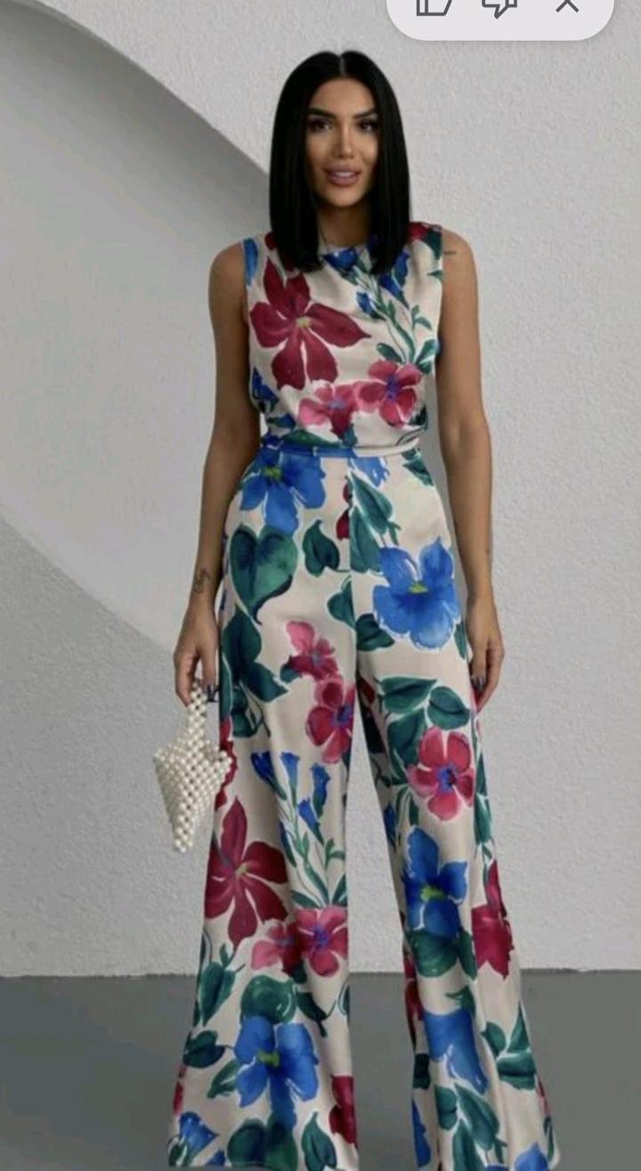 Zara Продам комбинезон