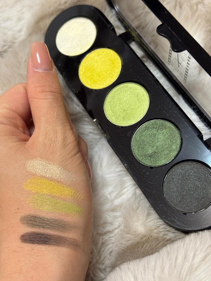 Make-Up Atelier