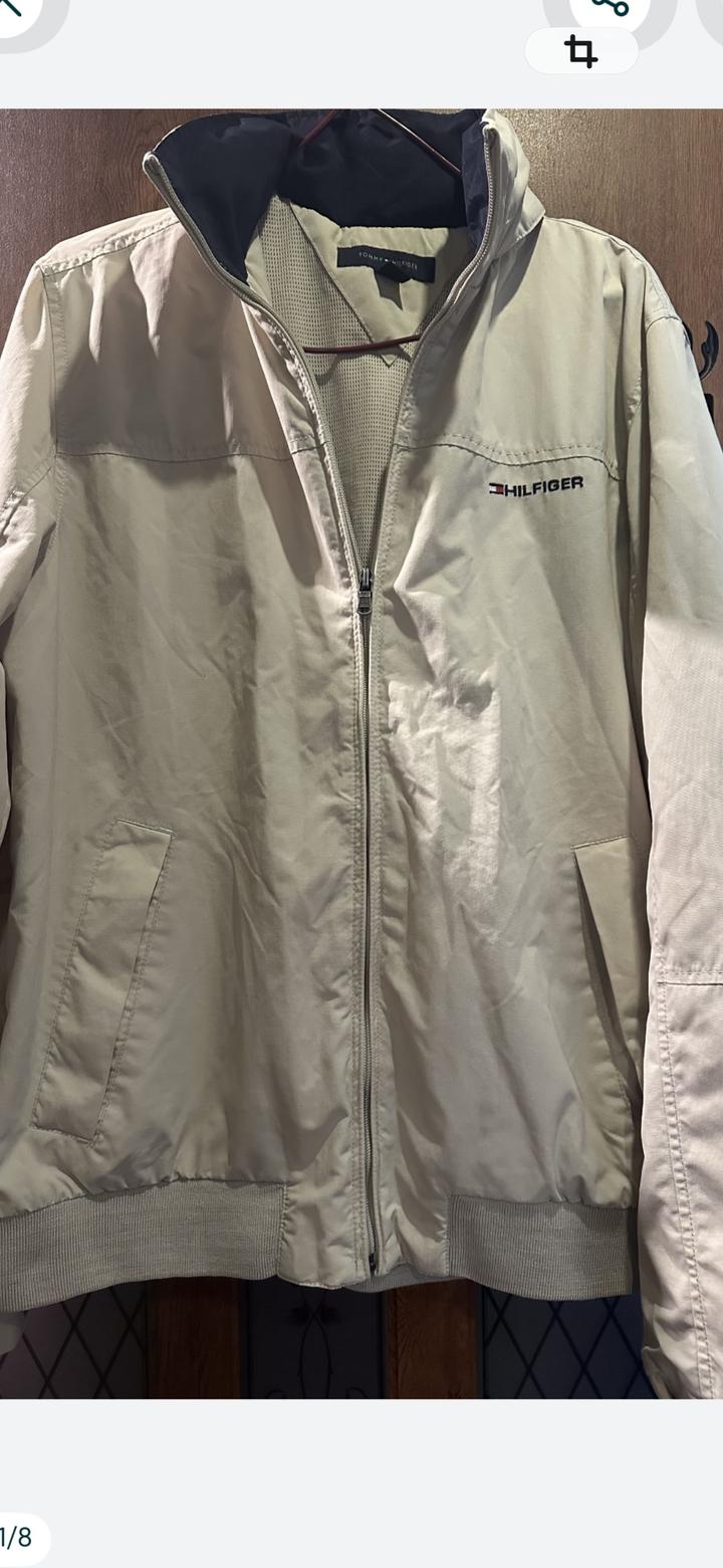 : Tommy Hilfiger