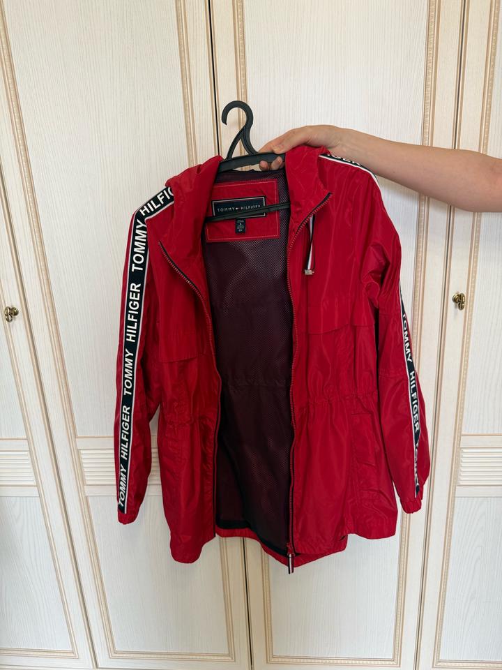 Tommy Hilfiger
