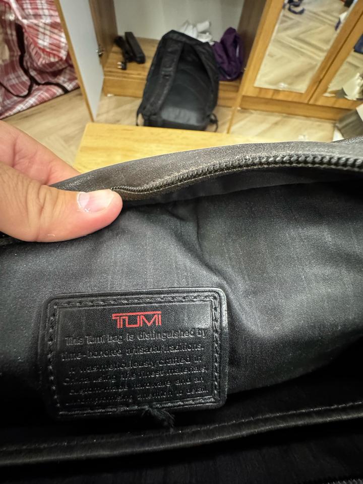 TUMI