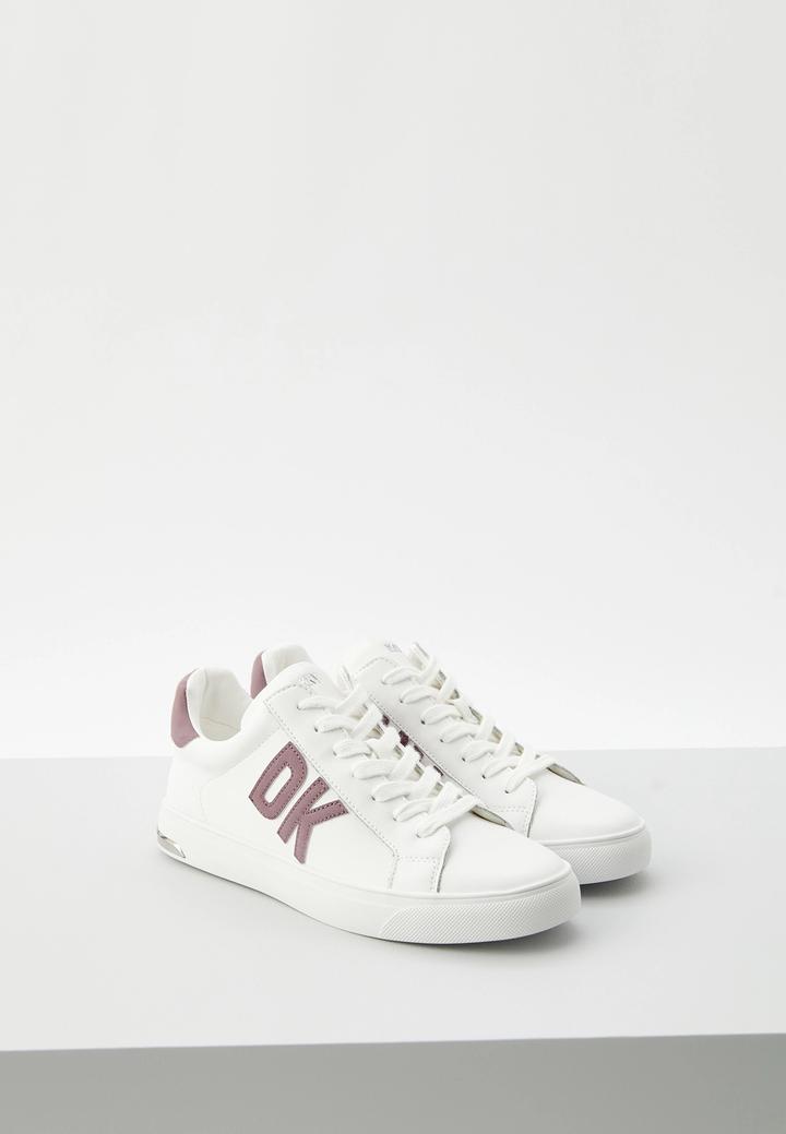 DKNY