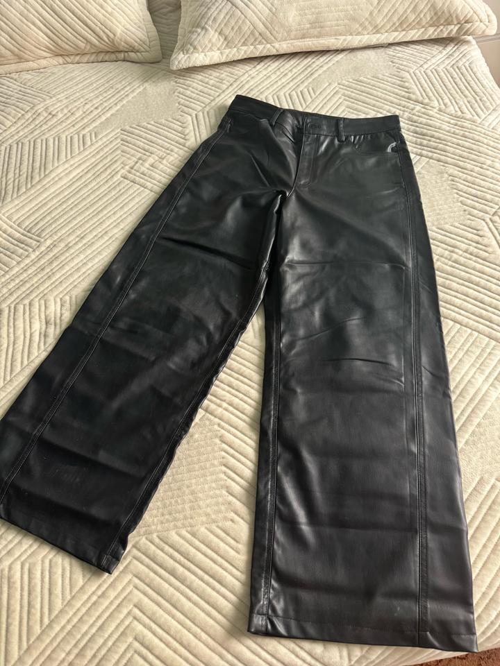 Брюки ZARA из экокожи