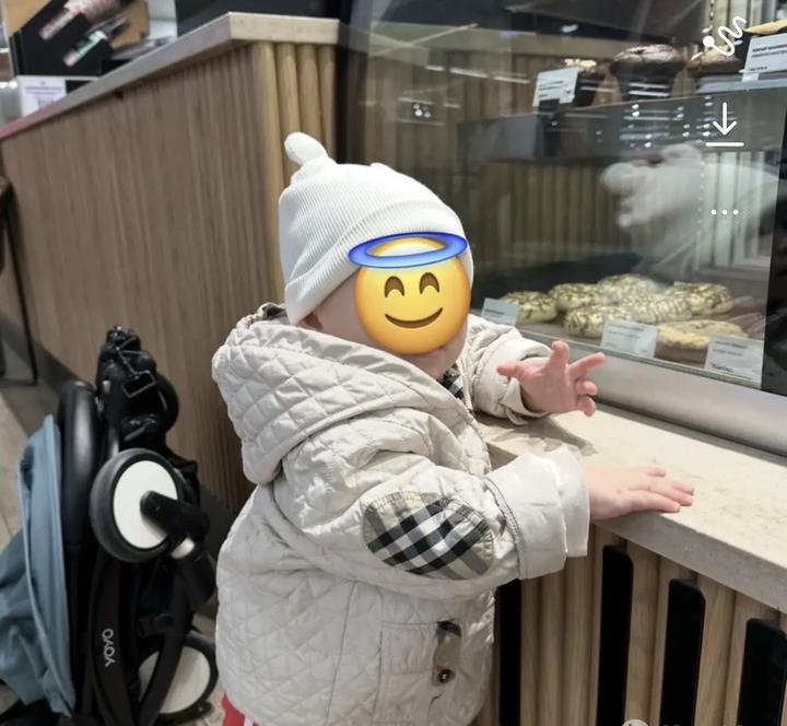 BURBERRY курточка