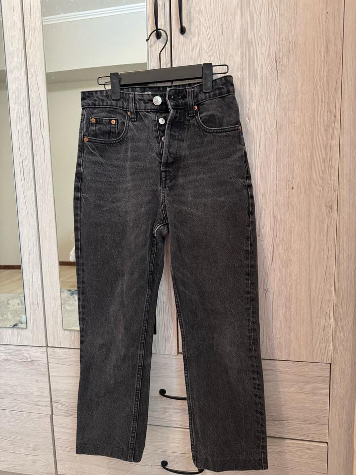 Джинсы Zara
