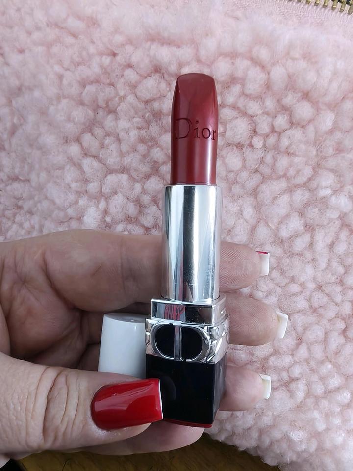 Dior Продам помаду Диор