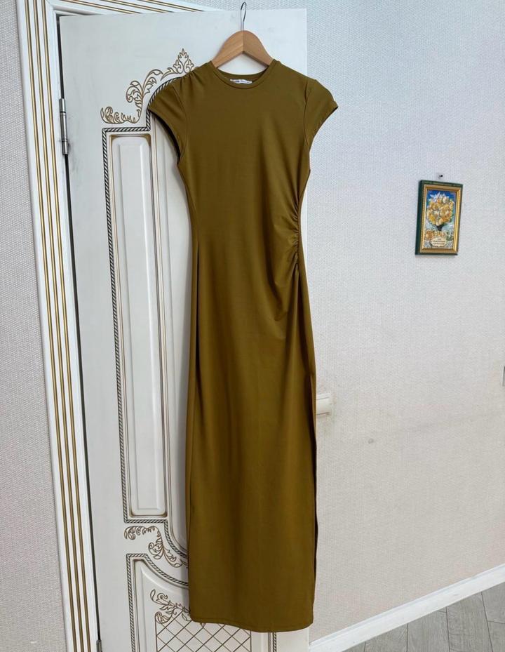 Платье Bershka