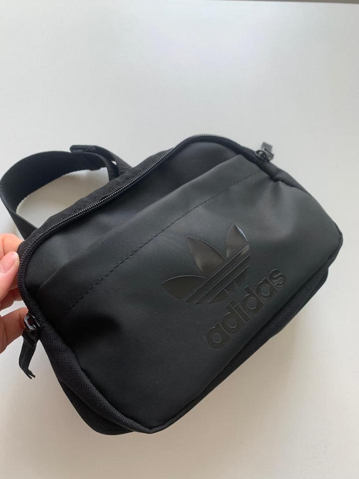 Сумка поясная adidas | В идеальном состоянии