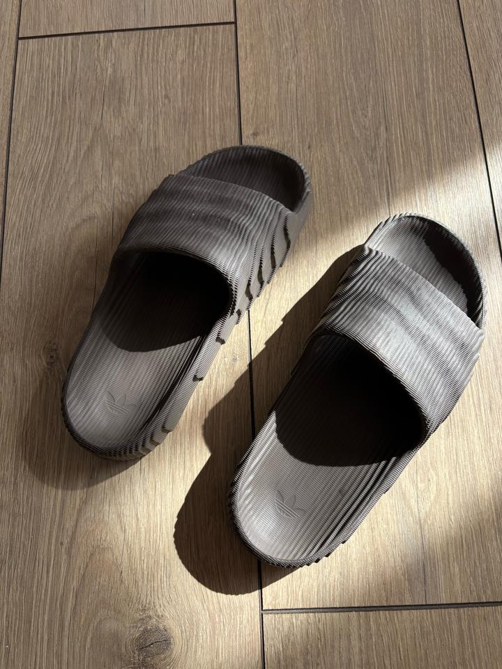 Шлепанцы Adidas