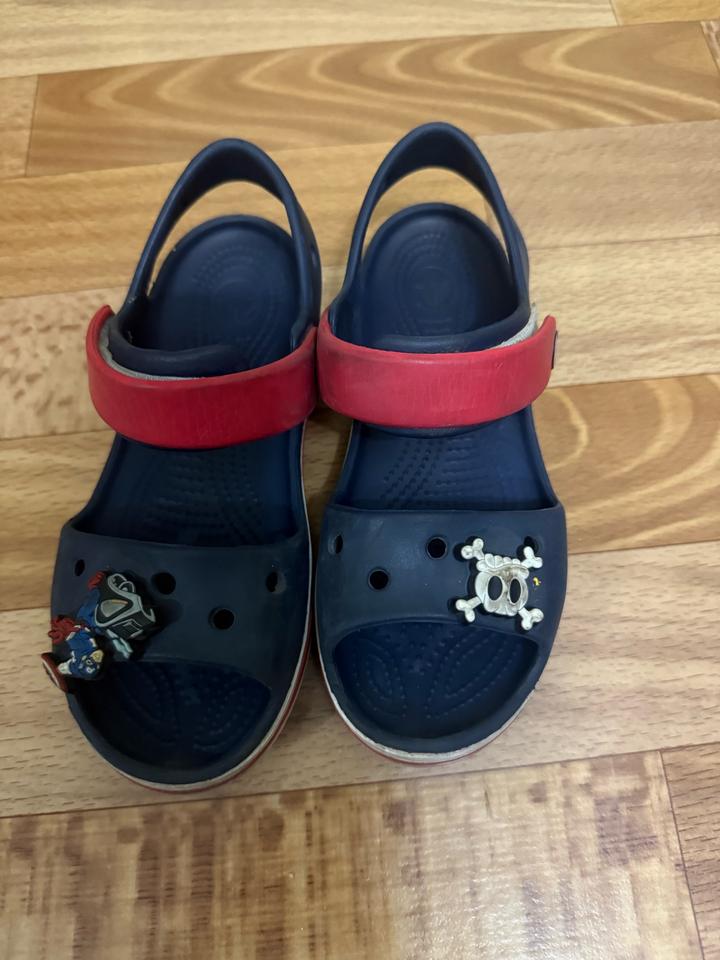 Crocs