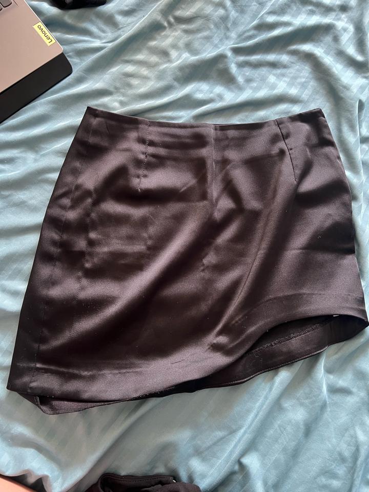 H&M