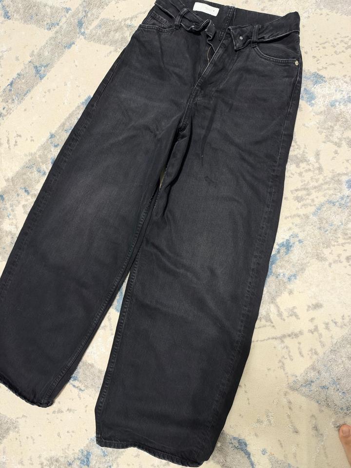 Джинсы Zara