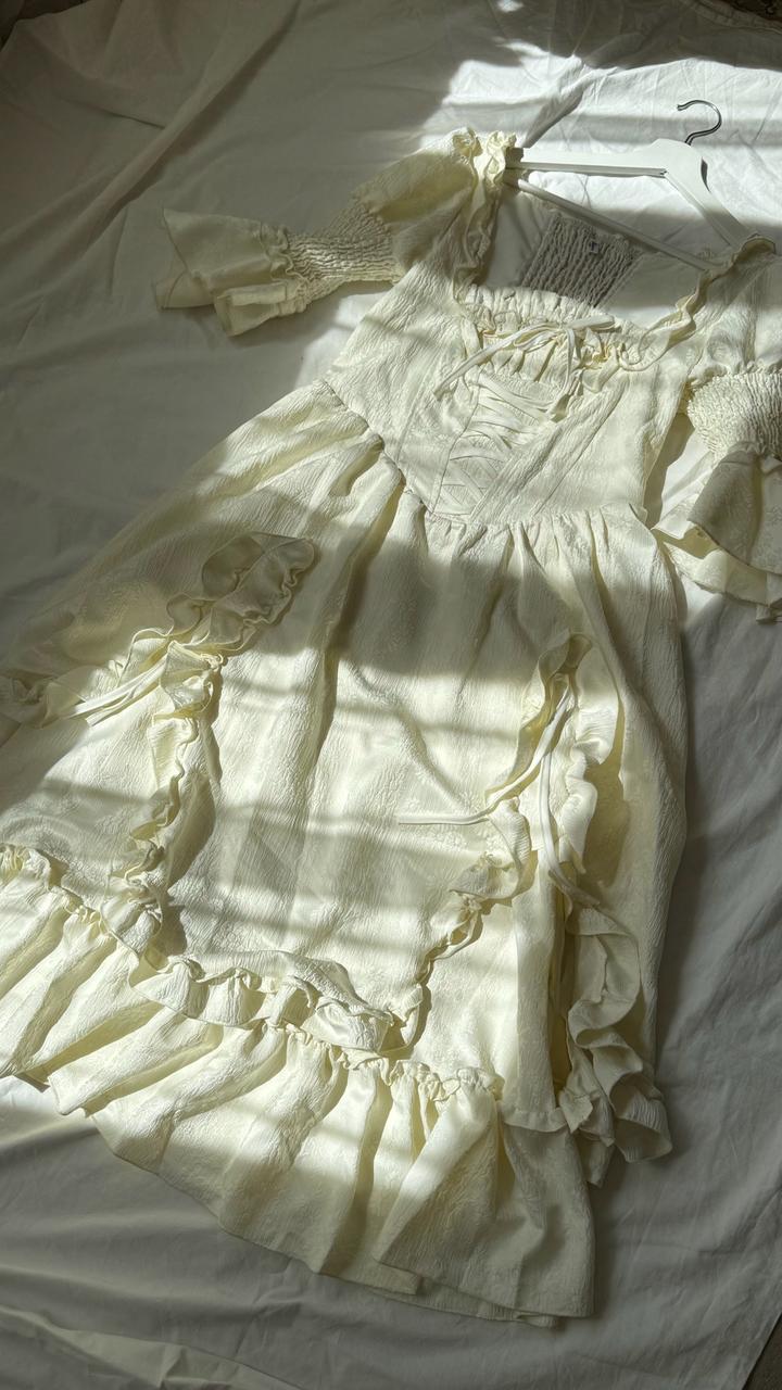 Lacemade