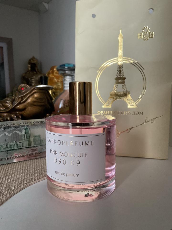 Zarkoperfume PINK MOLECULE 090.09 (Eau de Parfum)