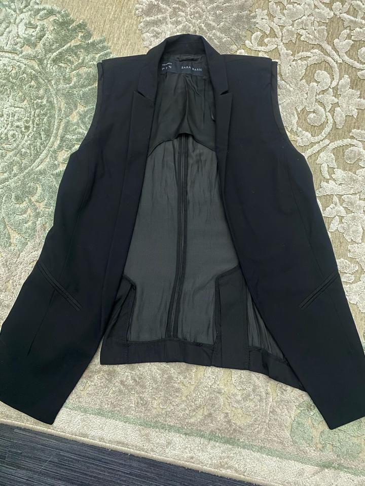 Женский жилет ZARA