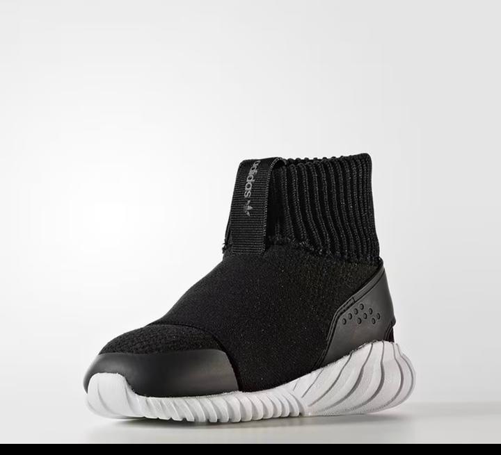Кроссовки adidas