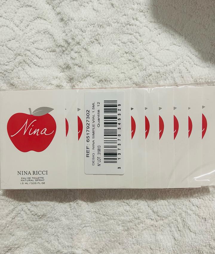 NINA RICCI