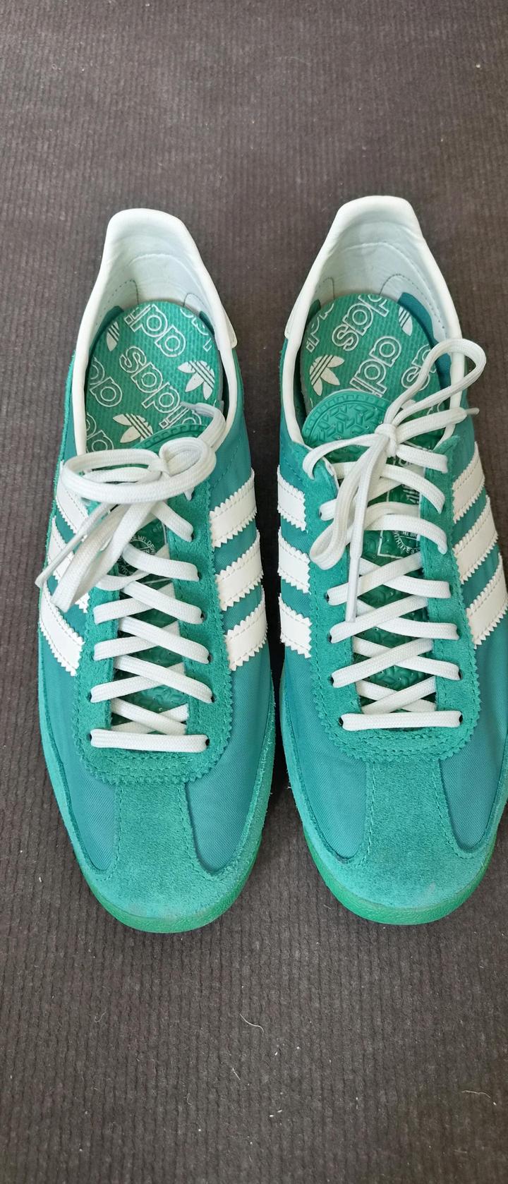 Adidas Кроссовки