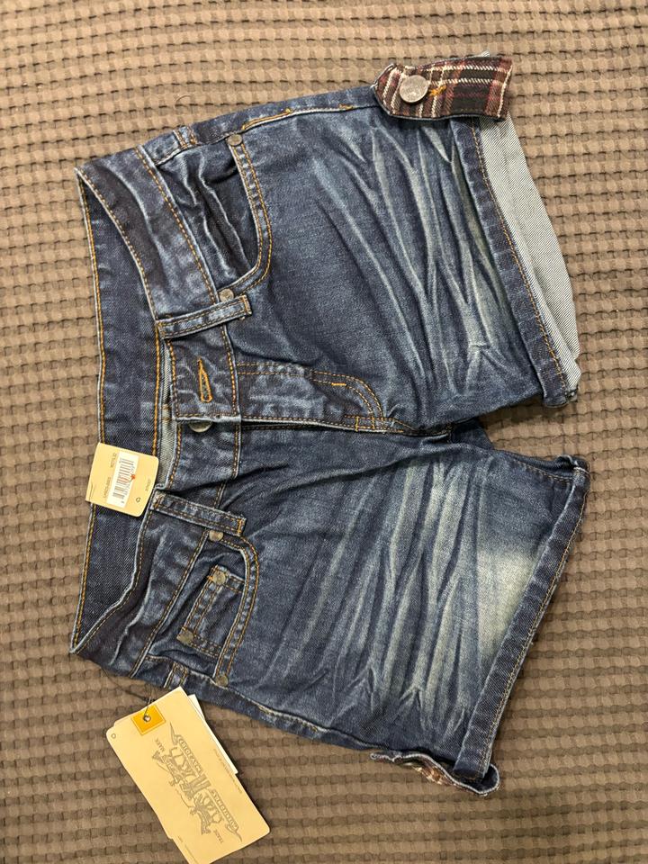Levi's