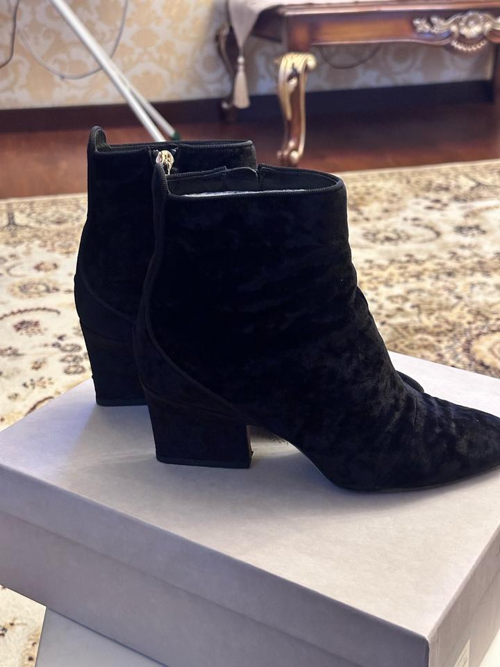 Jimmy Choo