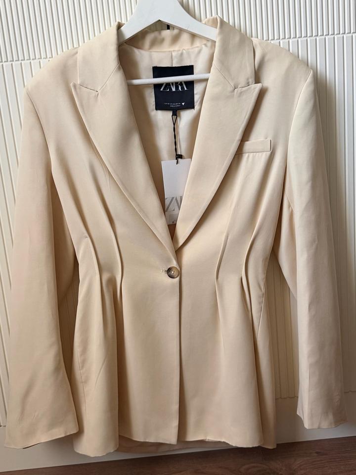 ZARA Пиджак