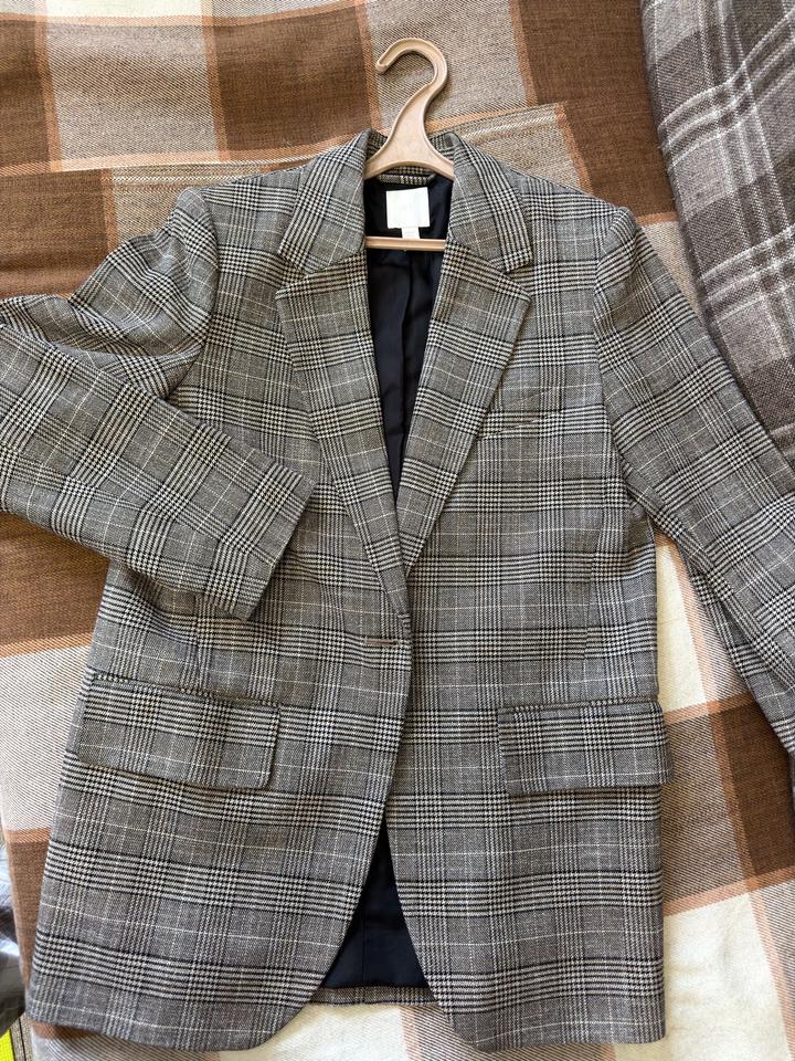 Пиджак H&M в клетку