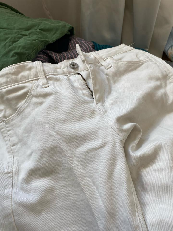 Uniqlo Белые джинсы