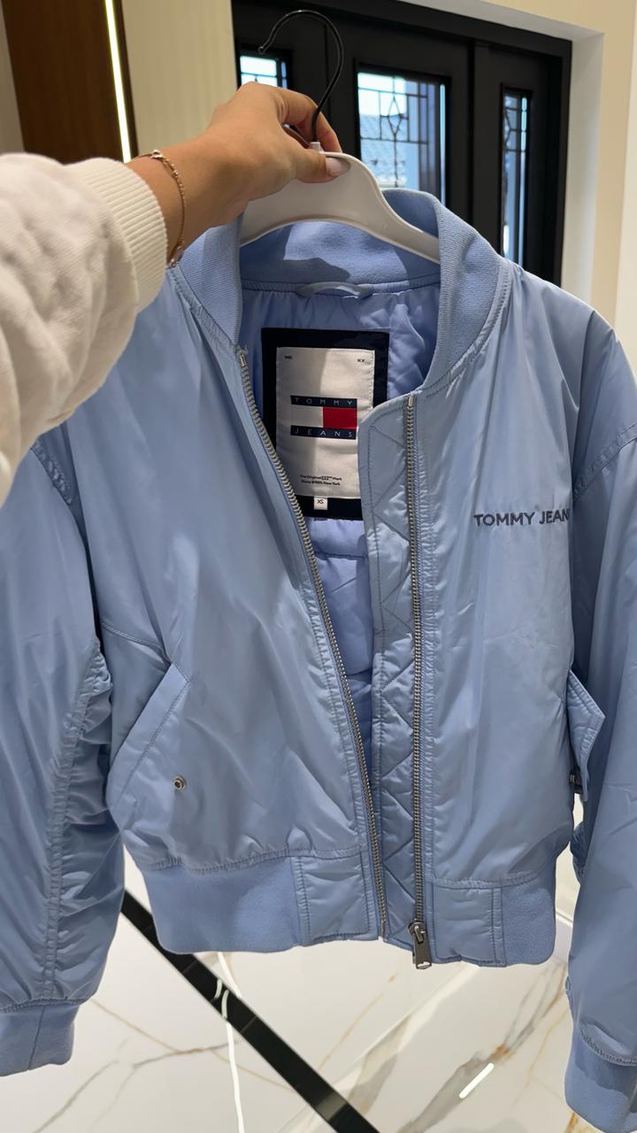 Tommy Hilfiger