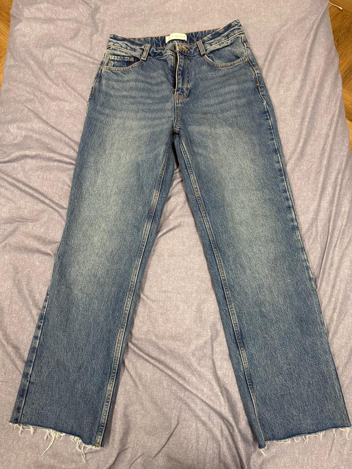 Джинсы Zara