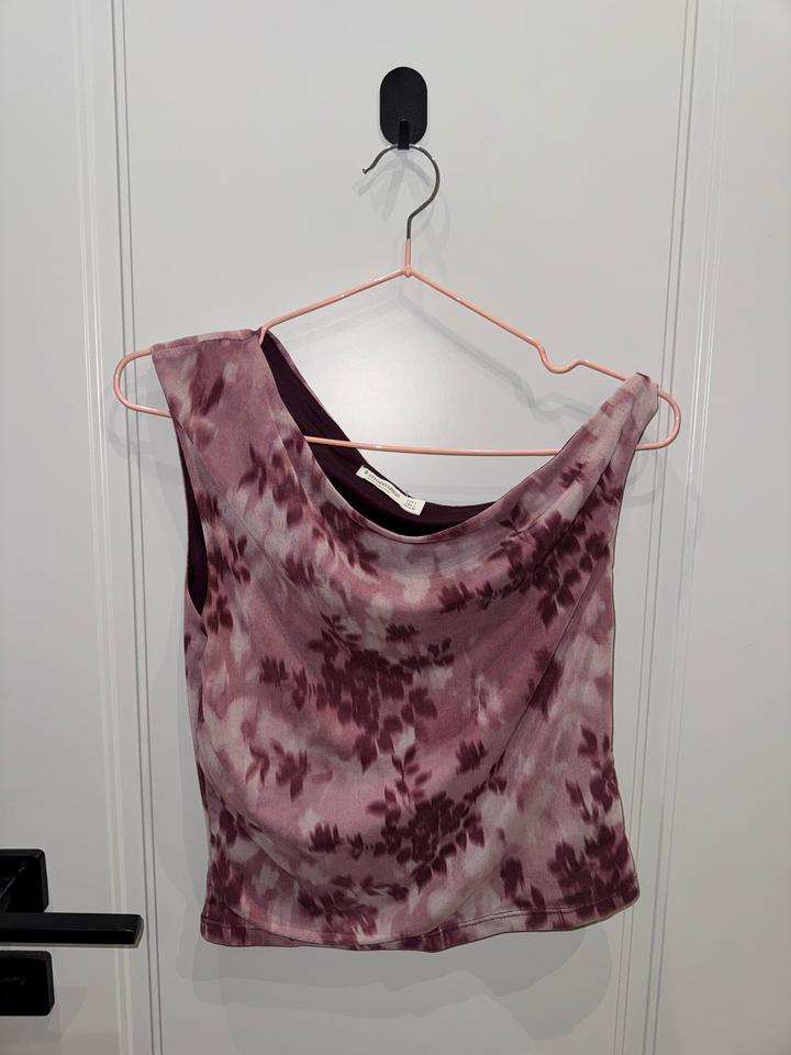 Топ Stradivarius