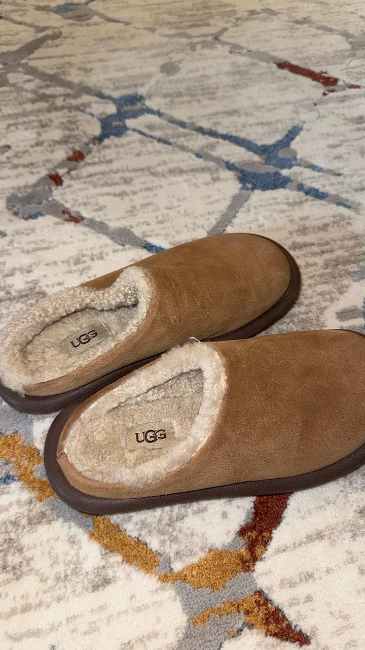 UGG