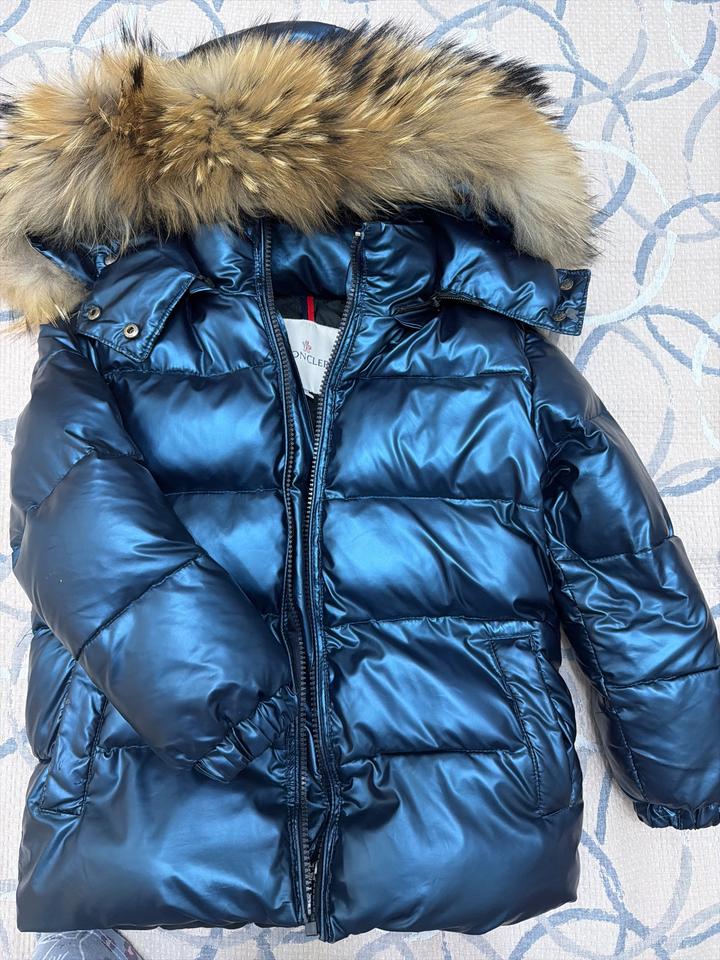 Пуховик Moncler
