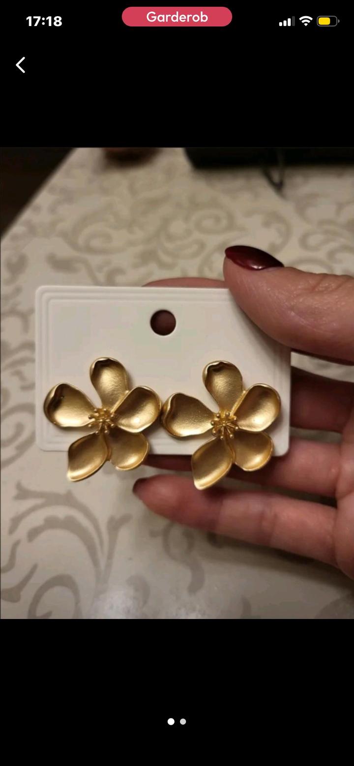 Серьги цветочек