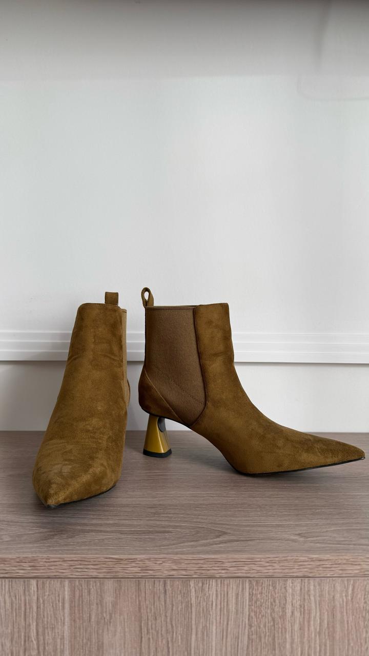Ботильоны Charles & Keith