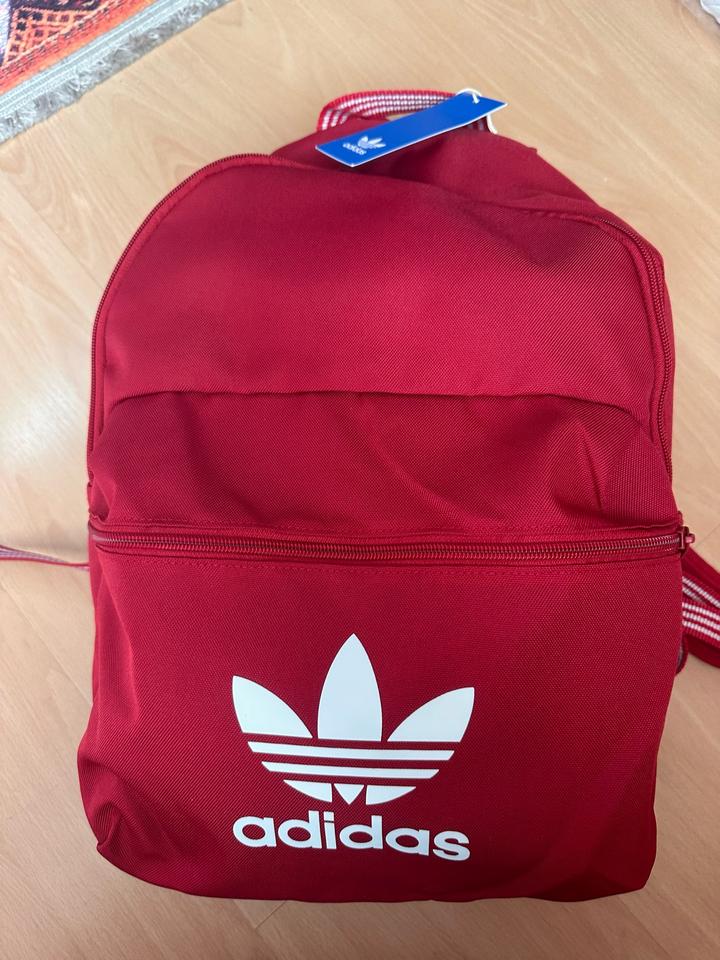 Рюкзак adidas
