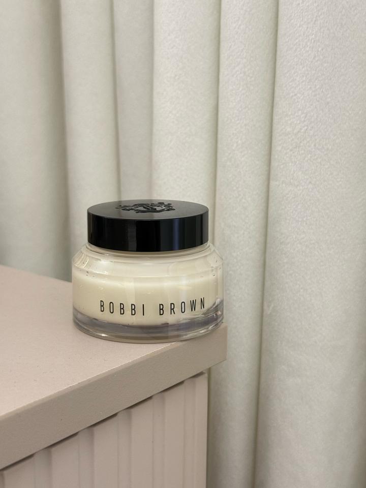 Крем для лица Bobbi Brown Vitamin Enriched Face Base