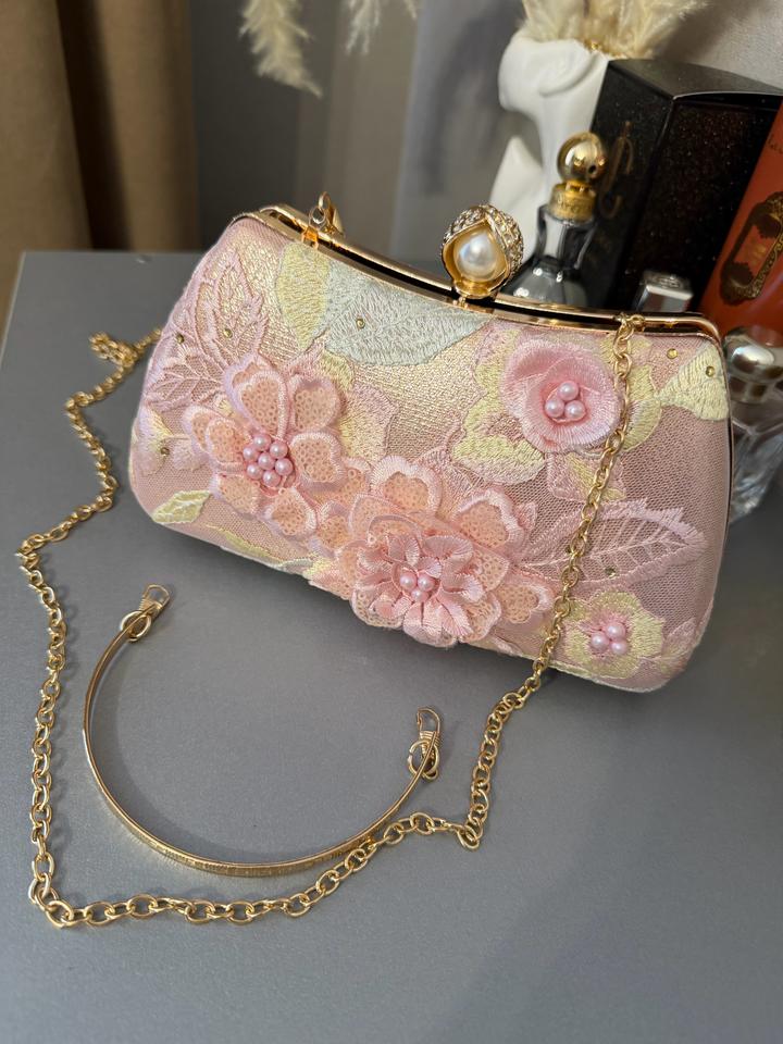 Нет бренда