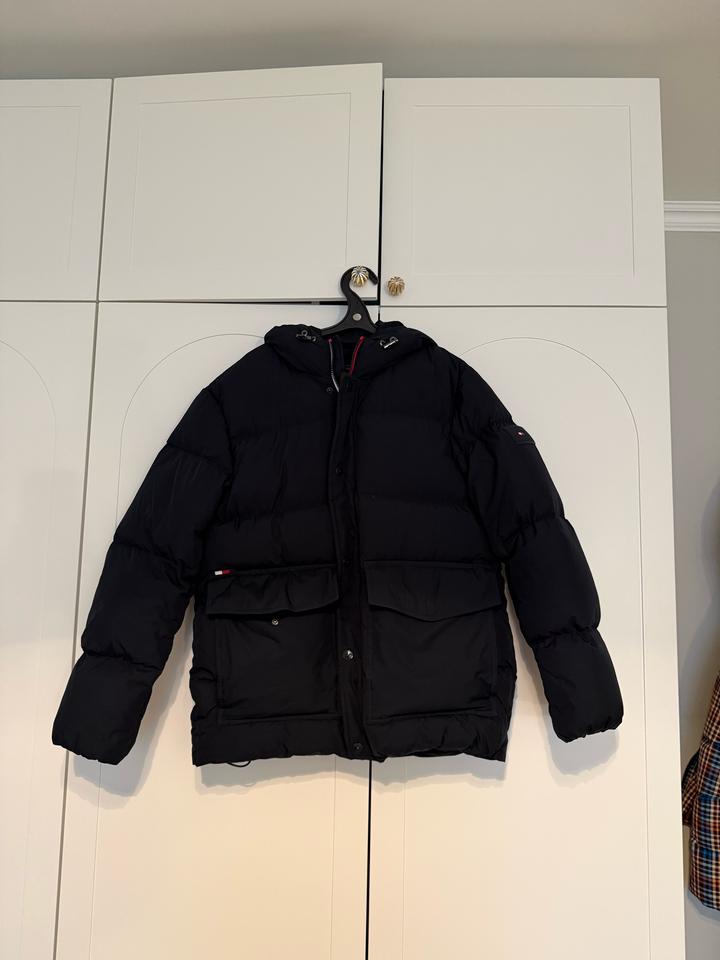 Tommy Hilfiger