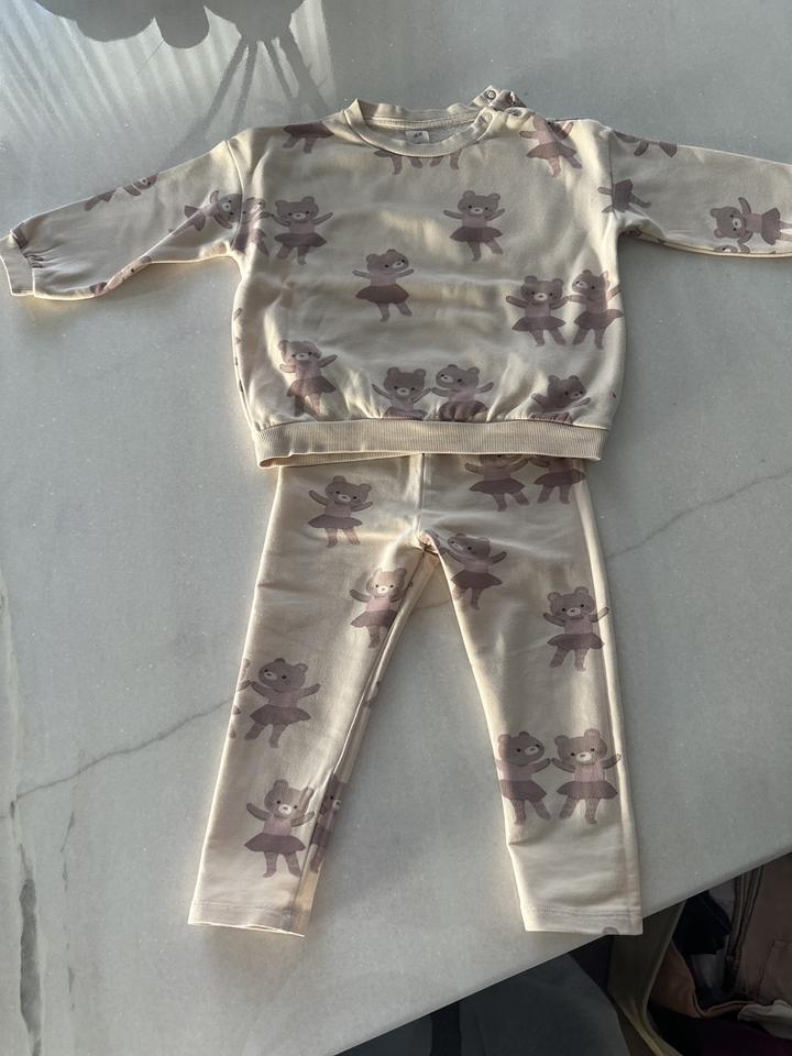 Костюм H&M для девочки