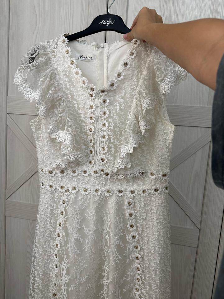 Fashion Кружевное платье с декором в виде цветов