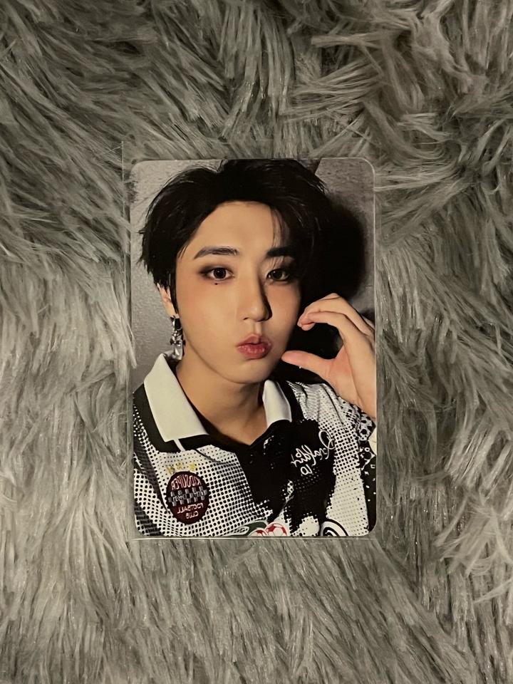 Официальная карта Stray Kids “KARMA” Han Jisung Ver.