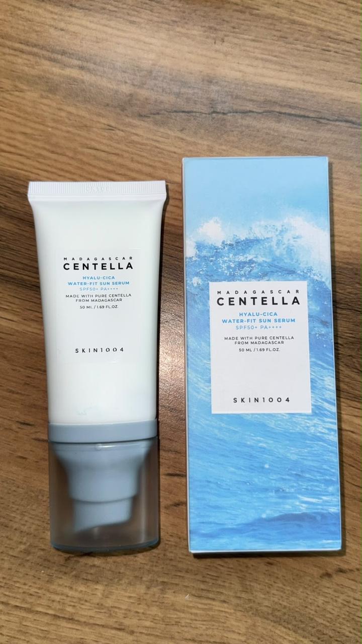 Солнцезащитная сыворотка SKIN1004 Madagascar Centella Hyalu-Cica Water-Fit Sun S